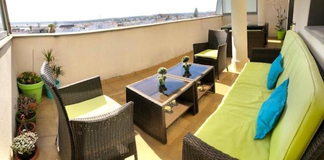 Gatu Premium Atico Parra, Parking, Piscina Comun, Terraza, Wifi , 