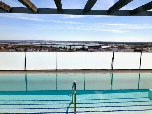 Gatu ático Vistas Marineras Parking, Piscina, Terraza, Wifi *